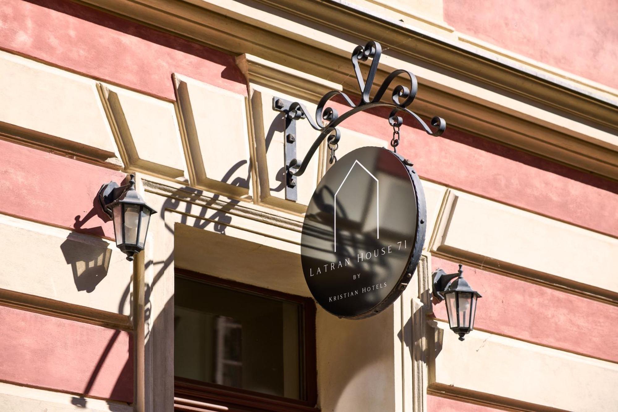 Latran House 71 By Kh Hotel Cesky Krumlov Exterior photo